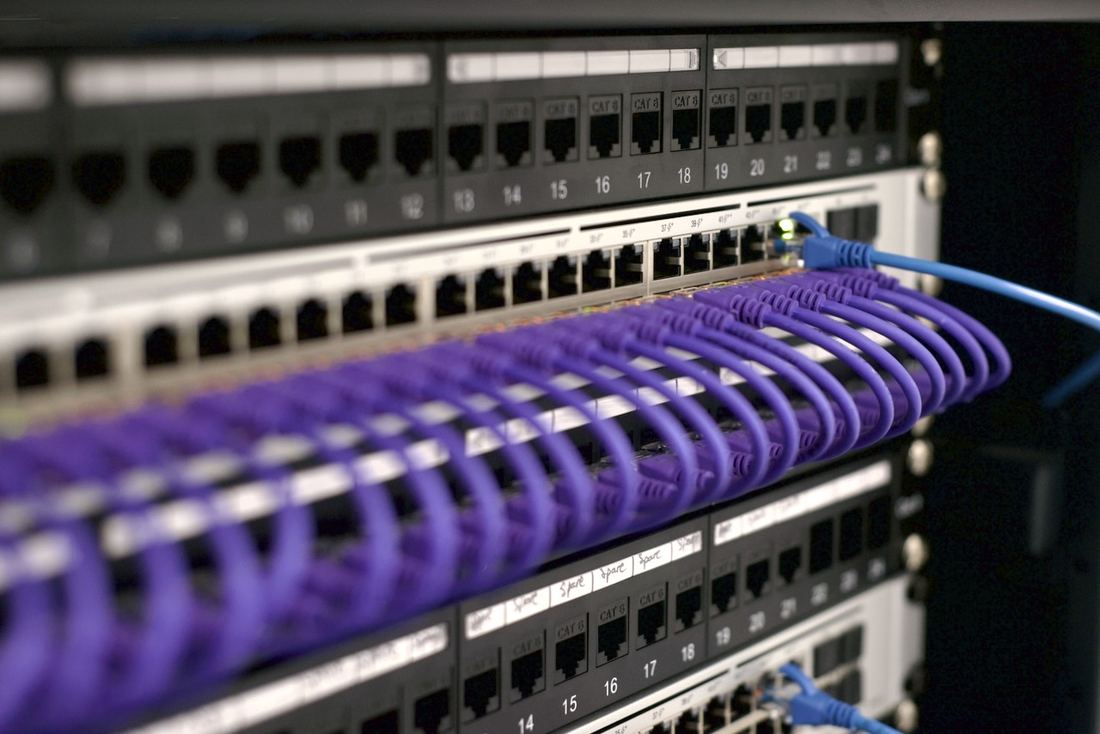 Structured cabling and comms rack installation